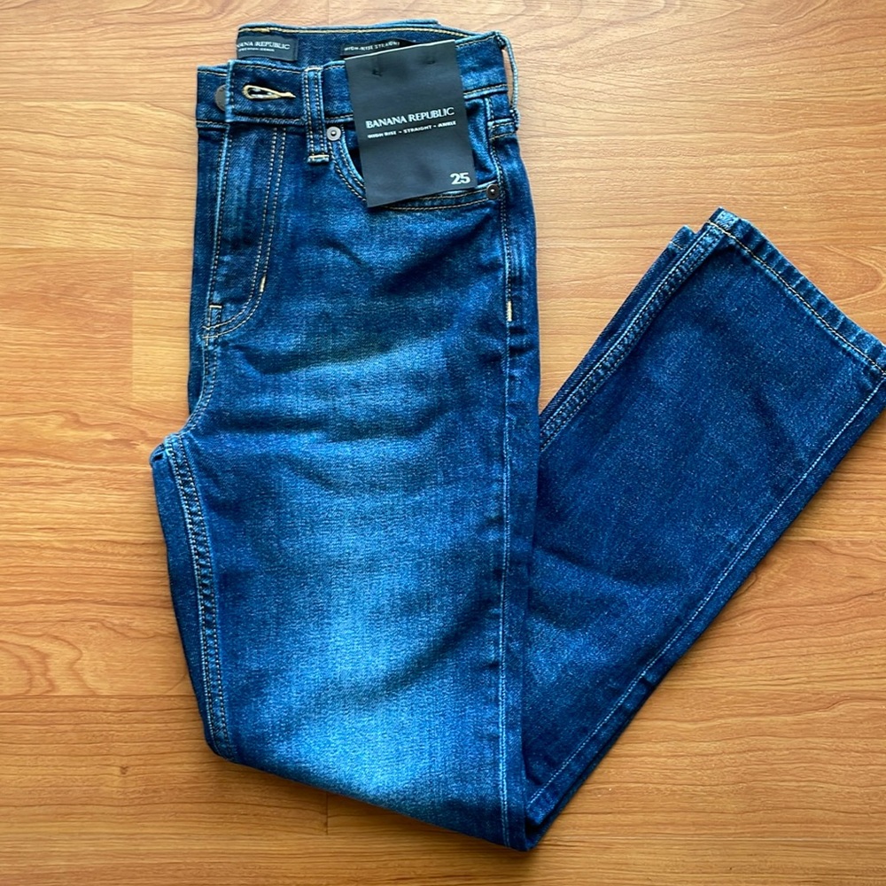NWT Banana Republic High Rise Straight Skinny Jeans Size 25